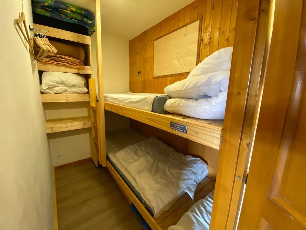 Appartement Cosy Avec Balcon Et Wifi Proche Telesiege - Fr-1-693-68 Chatel 0*,  France