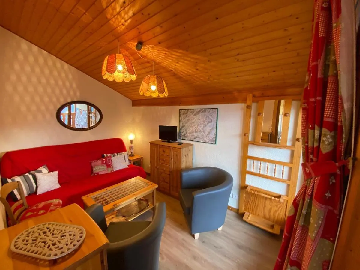 Appartement Cosy Avec Balcon Et Wifi Proche Telesiege - Fr-1-693-68 Chatel Apartment